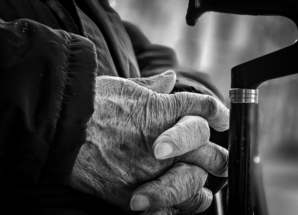 Pensão por morte: novas regras e como garantir o benefício